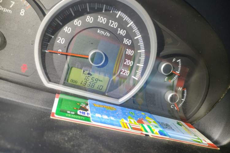 Used Kia Sportage 2012 2.0L Manual Two-Wheel Drive GLS Odometer Close Up