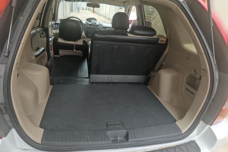 Used Kia Sportage 2012 2.0L Manual Two-Wheel Drive GL Trim Trunk