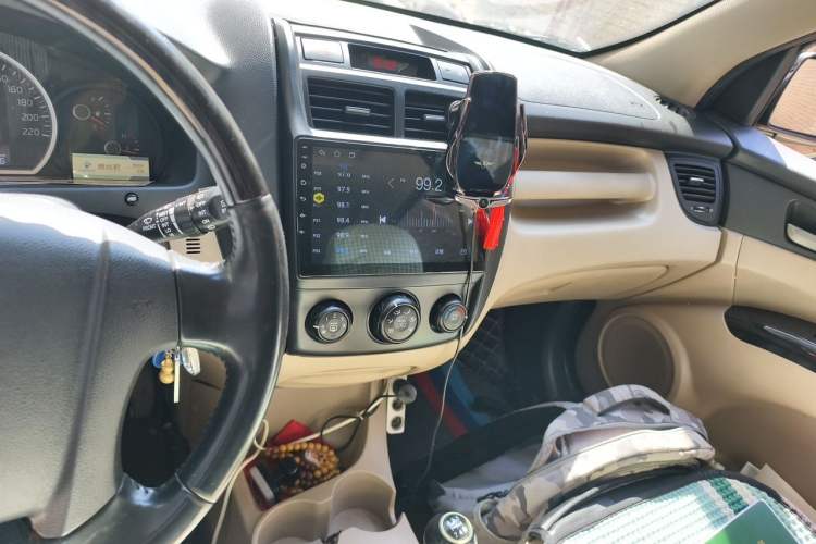 Used Kia Sportage 2013 2.0L Manual Two-Wheel Drive GL Trim Audio And AC Panel