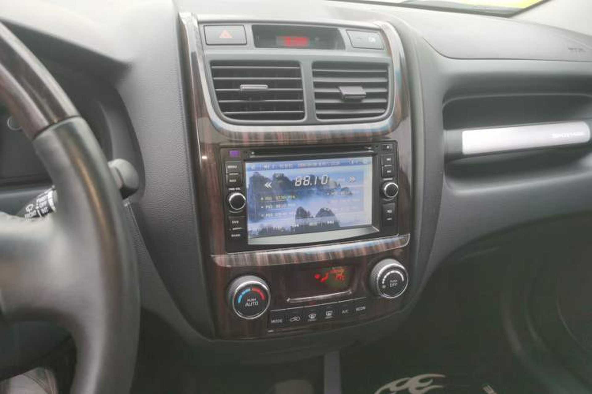 Used Kia Sportage 2013 2.0L Automatic Two-Wheel Drive GLS Trim Audio And AC Panel