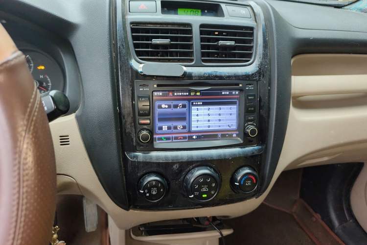 Used Kia Sportage 2013 2.0L Automatic Two-Wheel Drive GL Trim Audio And AC Panel