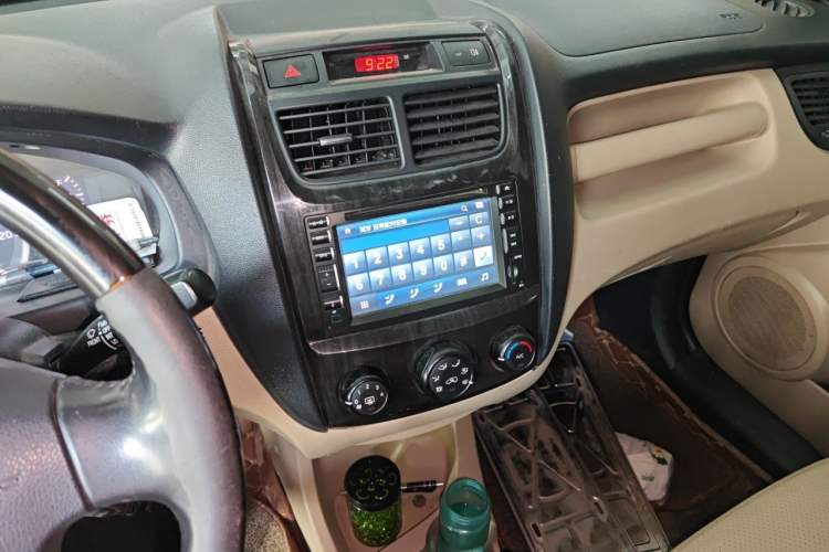 Used Kia Sportage 2013 2.0L Automatic Two-Wheel Drive GL Trim Audio And AC Panel