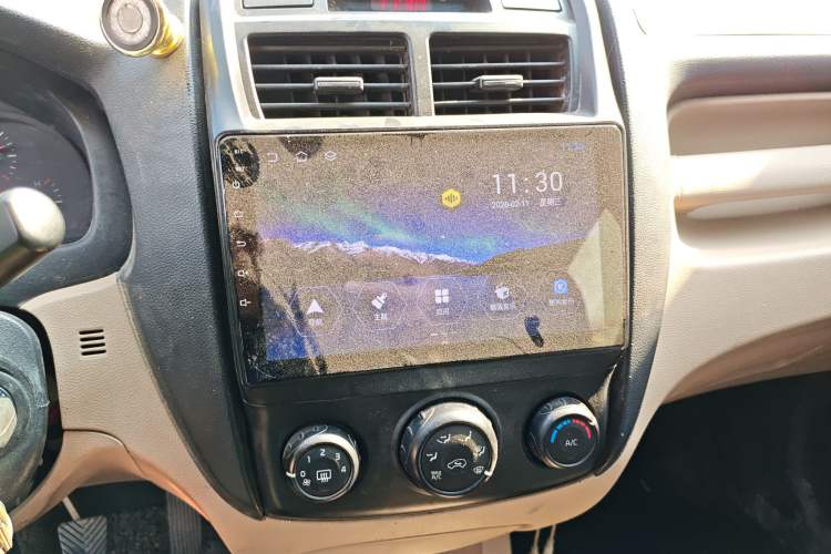 Used Kia Sportage 2013 2.0L Manual Two-Wheel Drive GL Trim Audio And AC Panel