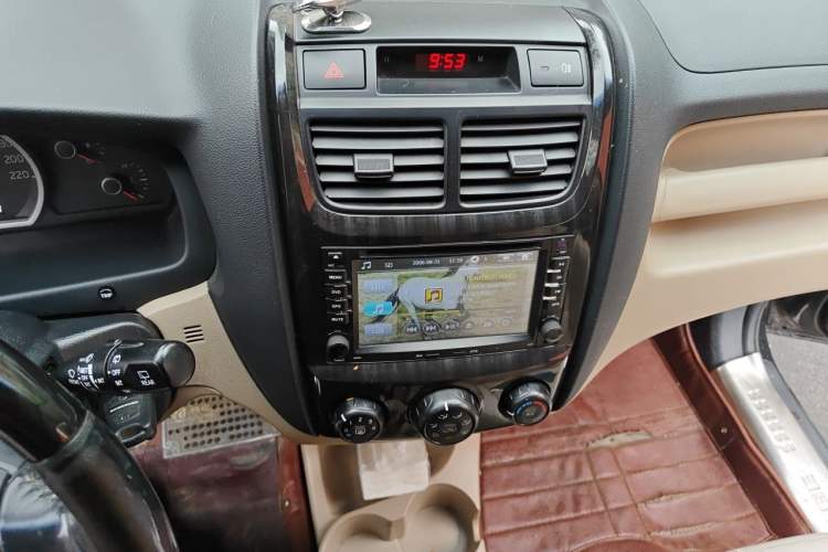 Used Kia Sportage 2013 2.0L Manual Two-Wheel Drive GL Trim Audio And AC Panel