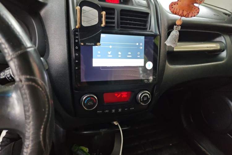 Used Kia Sportage 2013 2.0L Manual Two-Wheel Drive GLS Audio And AC Panel