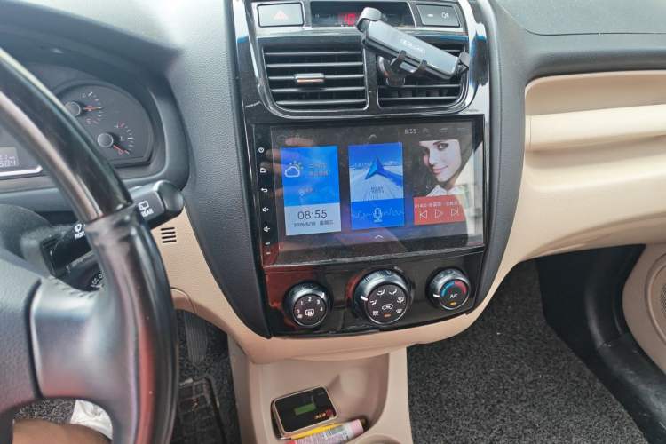 Used Kia Sportage 2013 2.0L Automatic Two-Wheel Drive GL Trim Audio And AC Panel