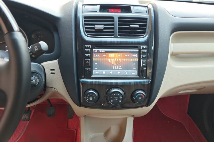 Used Kia Sportage 2013 2.0L Manual Two-Wheel Drive GL Trim Audio And AC Panel