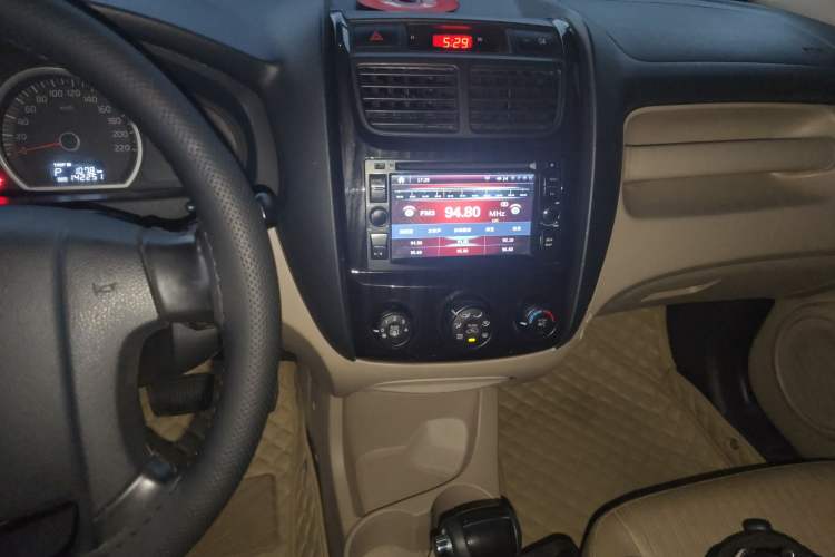 Used Kia Sportage 2013 2.0L Automatic Two-Wheel Drive GL Trim Audio And AC Panel