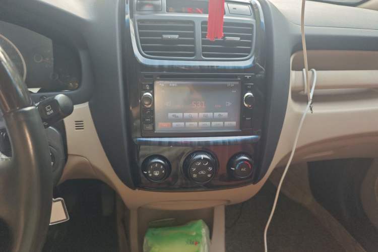 Used Kia Sportage 2013 2.0L Automatic Two-Wheel Drive GL Trim Audio And AC Panel