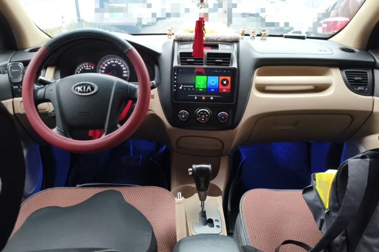 Used Kia Sportage 2013 2.0L Automatic Two-Wheel Drive GL Trim Center Console