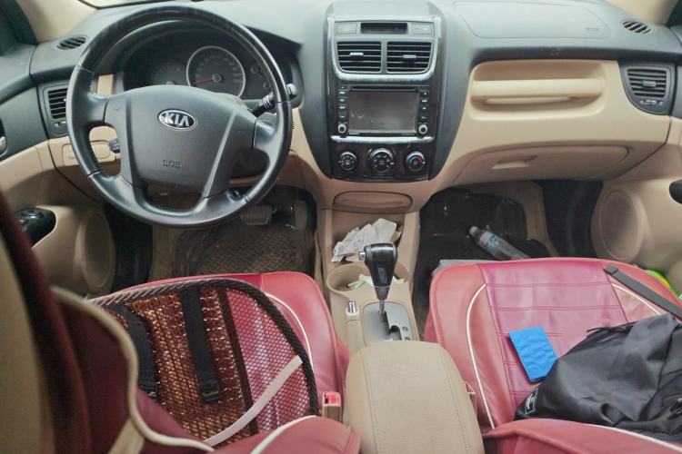 Used Kia Sportage 2013 2.0L Automatic Two-Wheel Drive GL Trim Center Console