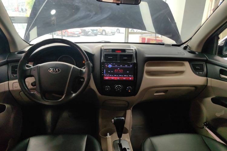 Used Kia Sportage 2013 2.0L Automatic Two-Wheel Drive GL Trim Center Console
