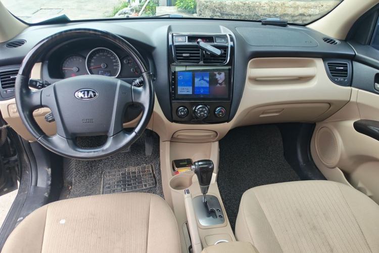 Used Kia Sportage 2013 2.0L Automatic Two-Wheel Drive GL Trim Center Console