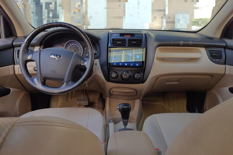 Used Kia Sportage 2013 2.0L Automatic Two-Wheel Drive GL Trim Center Console