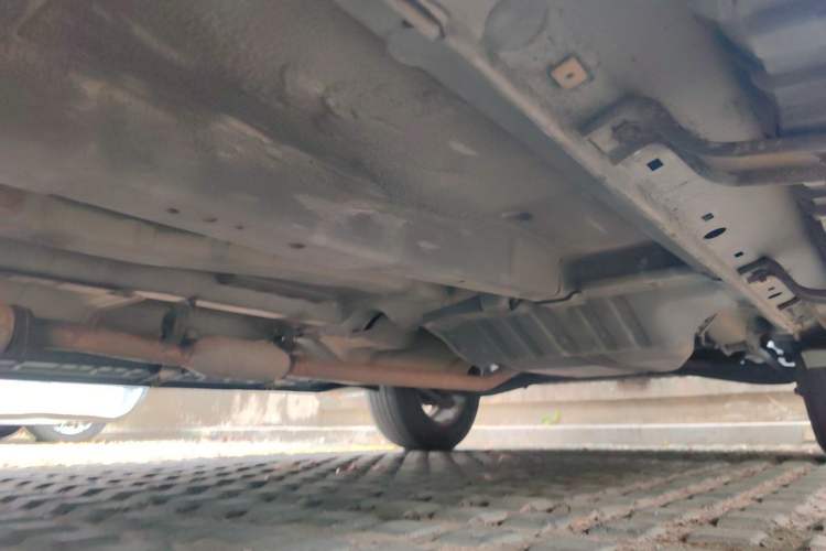 Used Kia Sportage 2013 2.0L Automatic Two-Wheel Drive GL Trim Chassis Front Left
