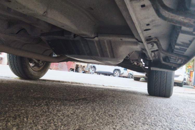 Used Kia Sportage 2013 2.0L Manual Two-Wheel Drive GLS Chassis Front Left