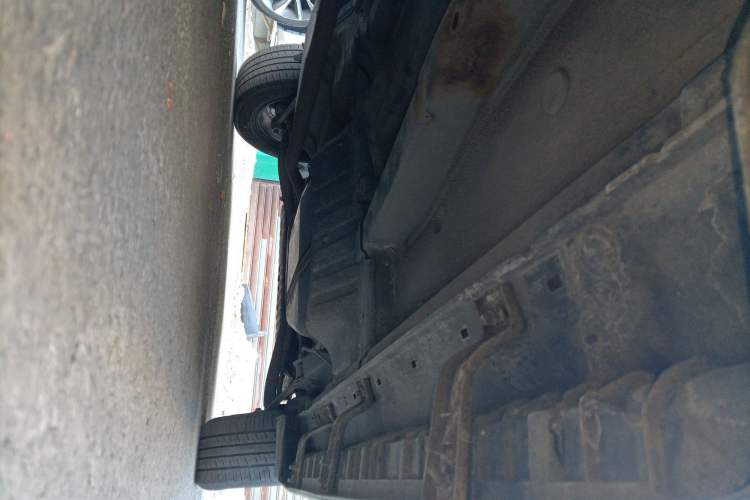 Used Kia Sportage 2013 2.0L Manual Two-Wheel Drive GLS Chassis Front Left