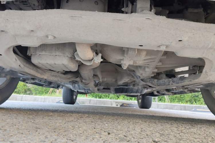 Used Kia Sportage 2013 2.0L Manual Two-Wheel Drive GL Trim Chassis Front