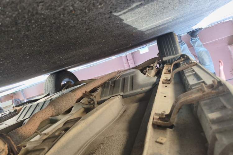 Used Kia Sportage 2013 2.0L Manual Two-Wheel Drive GL Trim Chassis Rear Right