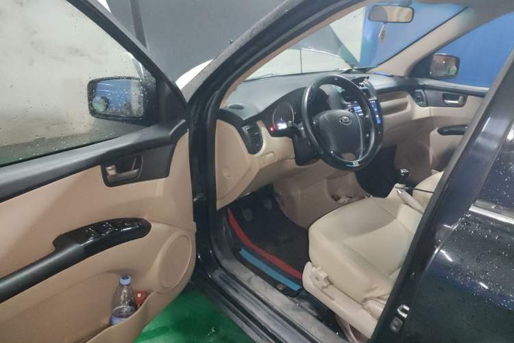 Used Kia Sportage 2013 2.0L Manual Two-Wheel Drive GL Trim Driver Seat