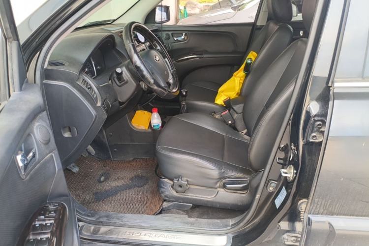 Used Kia Sportage 2013 2.0L Manual Two-Wheel Drive GLS Driver Seat