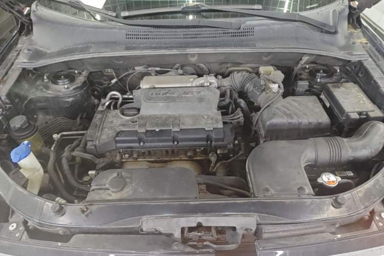 Used Kia Sportage 2013 2.0L Automatic Two-Wheel Drive GL Trim Engine Bay