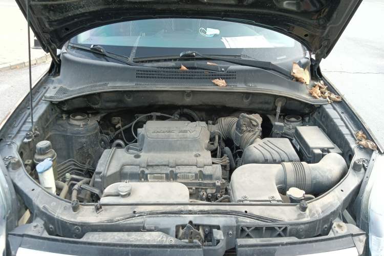 Used Kia Sportage 2013 2.0L Automatic Two-Wheel Drive GL Trim Engine Bay