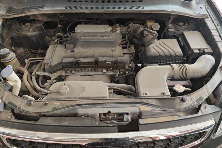 Used Kia Sportage 2013 2.0L Automatic Two-Wheel Drive GL Trim Engine Bay
