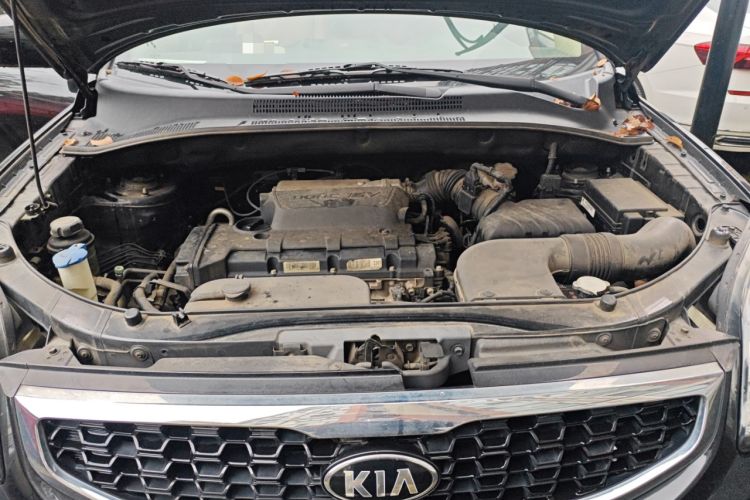 Used Kia Sportage 2013 2.0L Automatic Two-Wheel Drive GL Trim Engine Bay
