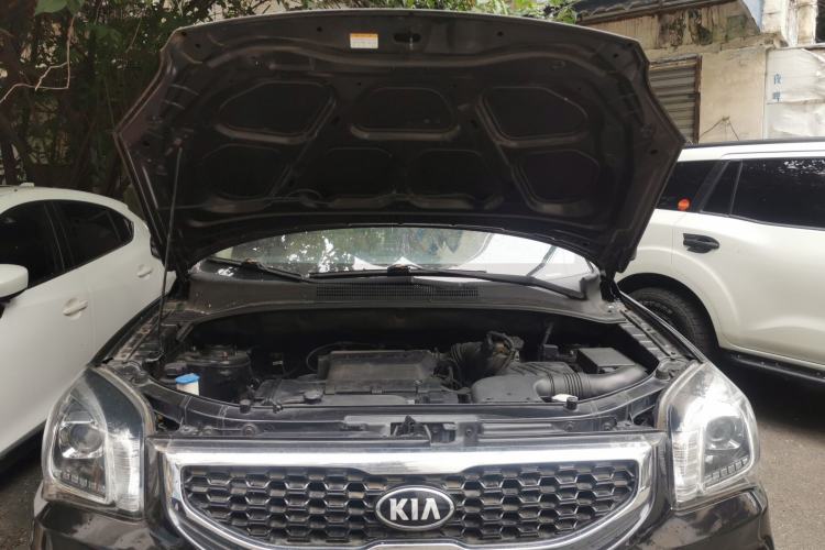 Used Kia Sportage 2013 2.0L Automatic Two-Wheel Drive GL Trim Engine Bay