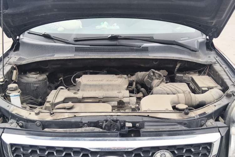Used Kia Sportage 2013 2.0L Automatic Two-Wheel Drive GLS Trim Engine Bay