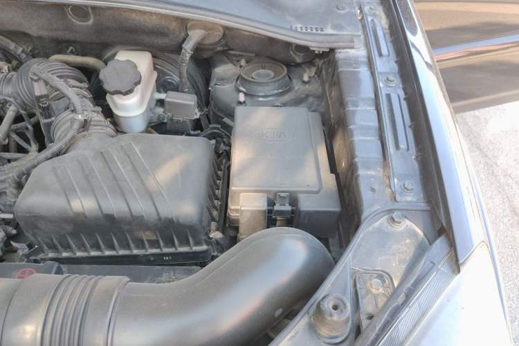 Used Kia Sportage 2013 2.0L Automatic Two-Wheel Drive GL Trim Engine Bay Left