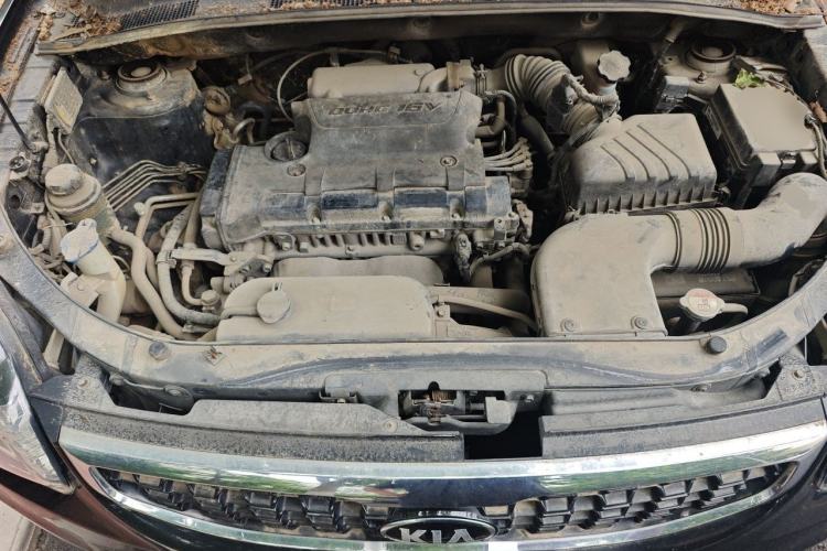 Used Kia Sportage 2013 2.0L Manual Two-Wheel Drive GL Trim Engine Bay