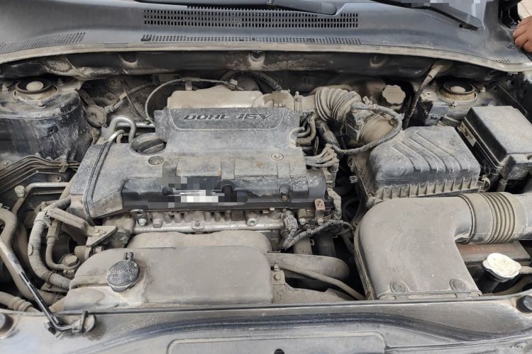 Used Kia Sportage 2013 2.0L Manual Two-Wheel Drive GL Trim Engine Bay