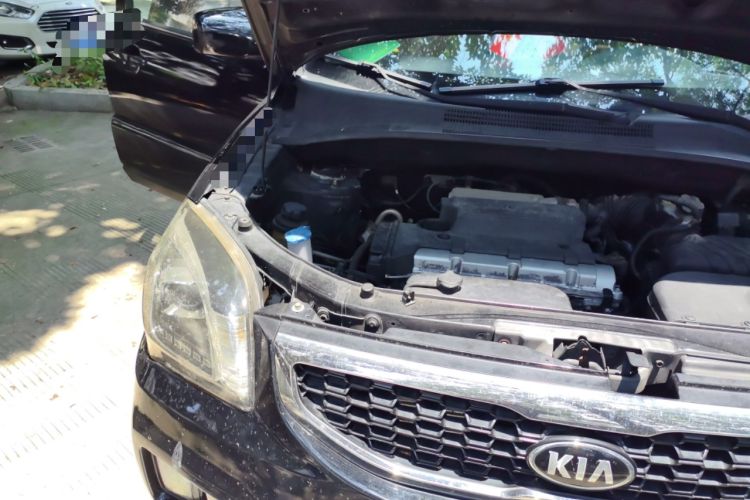 Used Kia Sportage 2013 2.0L Automatic Two-Wheel Drive GL Trim Engine Bay Right