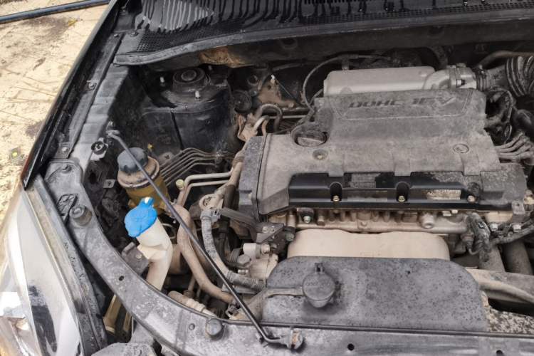Used Kia Sportage 2013 2.0L Automatic Two-Wheel Drive GL Trim Engine Bay Right