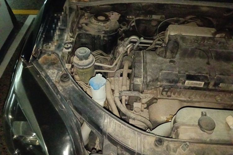 Used Kia Sportage 2013 2.0L Automatic Two-Wheel Drive GL Trim Engine Bay Right