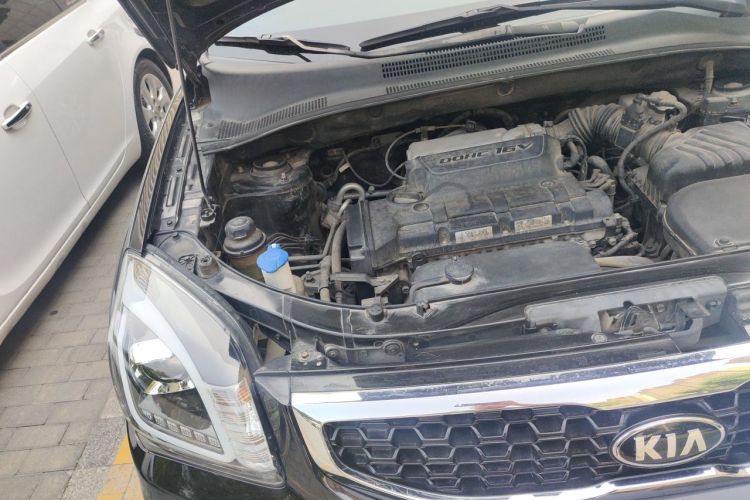 Used Kia Sportage 2013 2.0L Manual Two-Wheel Drive GLS Engine Bay Right