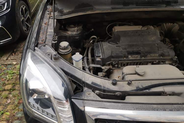 Used Kia Sportage 2013 2.0L Automatic Two-Wheel Drive GL Trim Engine Bay Right