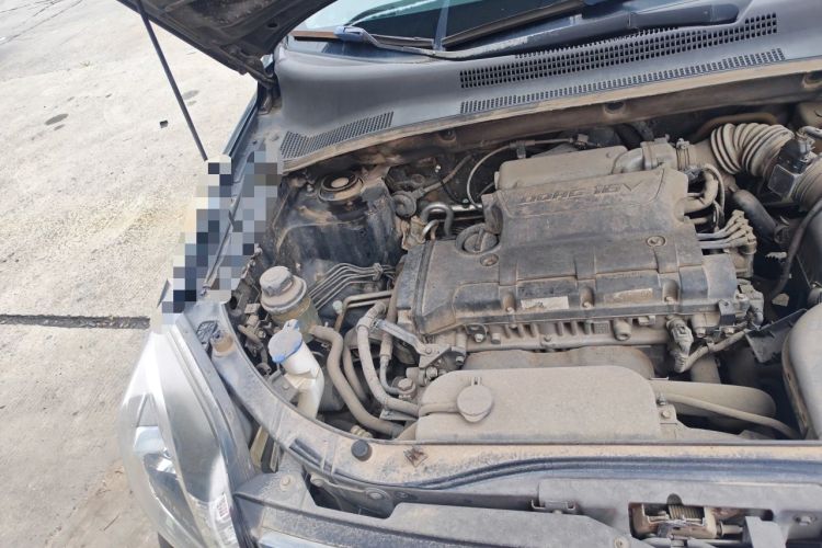 Used Kia Sportage 2013 2.0L Automatic Two-Wheel Drive GL Trim Engine Bay Right