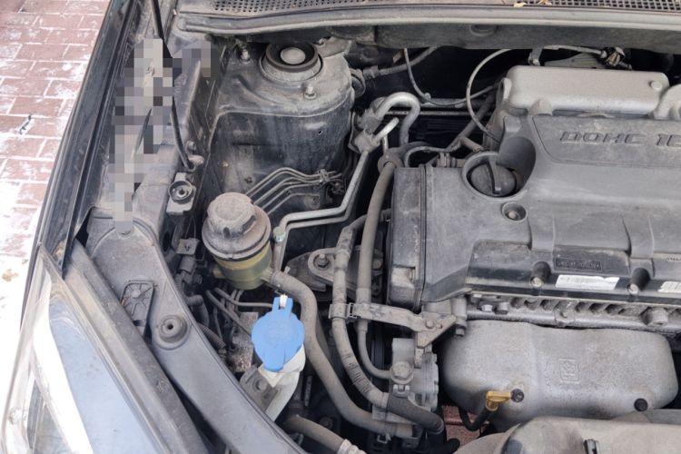 Used Kia Sportage 2013 2.0L Automatic Two-Wheel Drive GL Trim Engine Bay Right