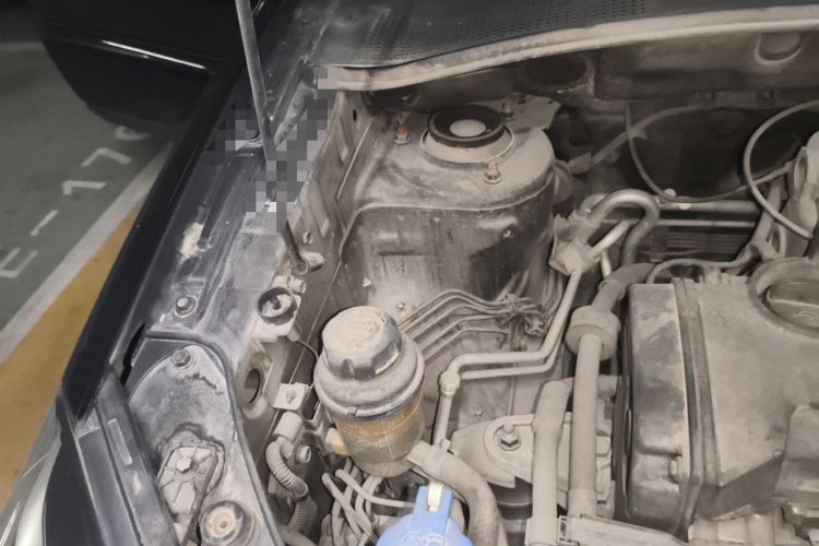 Used Kia Sportage 2013 2.0L Automatic Two-Wheel Drive GL Trim Engine Bay Right