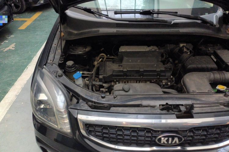 Used Kia Sportage 2013 2.0L Automatic Two-Wheel Drive GL Trim Engine Bay Right