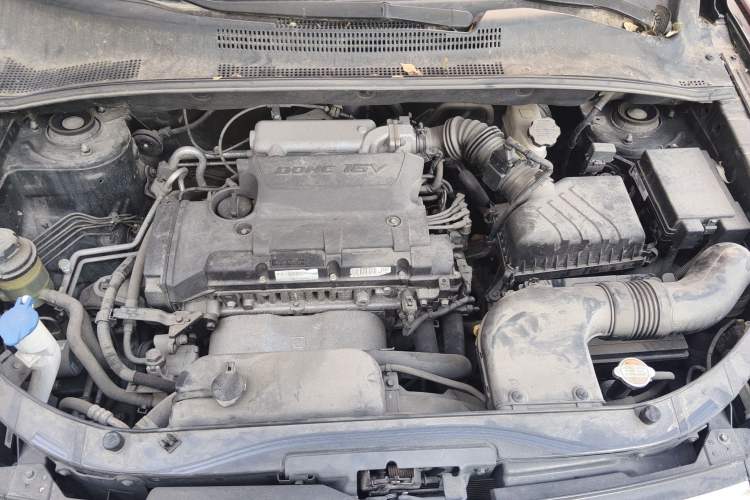 Used Kia Sportage 2013 2.0L Automatic Two-Wheel Drive GL Trim Engine Bay