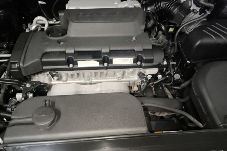 Used Kia Sportage 2013 2.0L Manual Two-Wheel Drive GLS Engine Bay