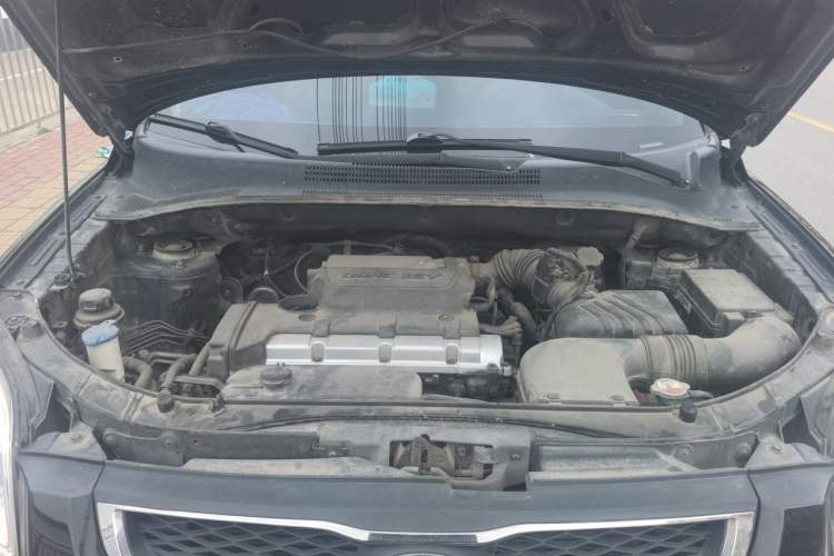 Used Kia Sportage 2013 2.0L Automatic Two-Wheel Drive GL Trim Engine Bay