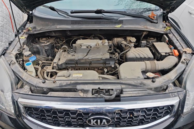 Used Kia Sportage 2013 2.0L Manual Two-Wheel Drive GL Trim Engine Bay