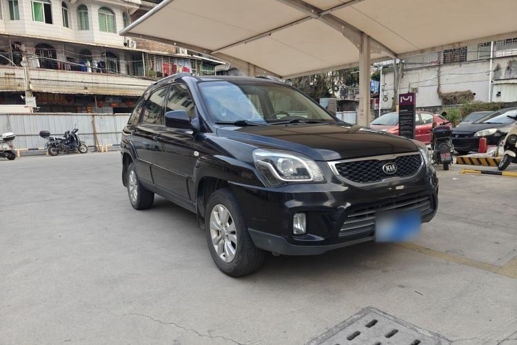 Used Kia Sportage 2013 2.0L Manual Two-Wheel Drive GL Trim Exterior 4