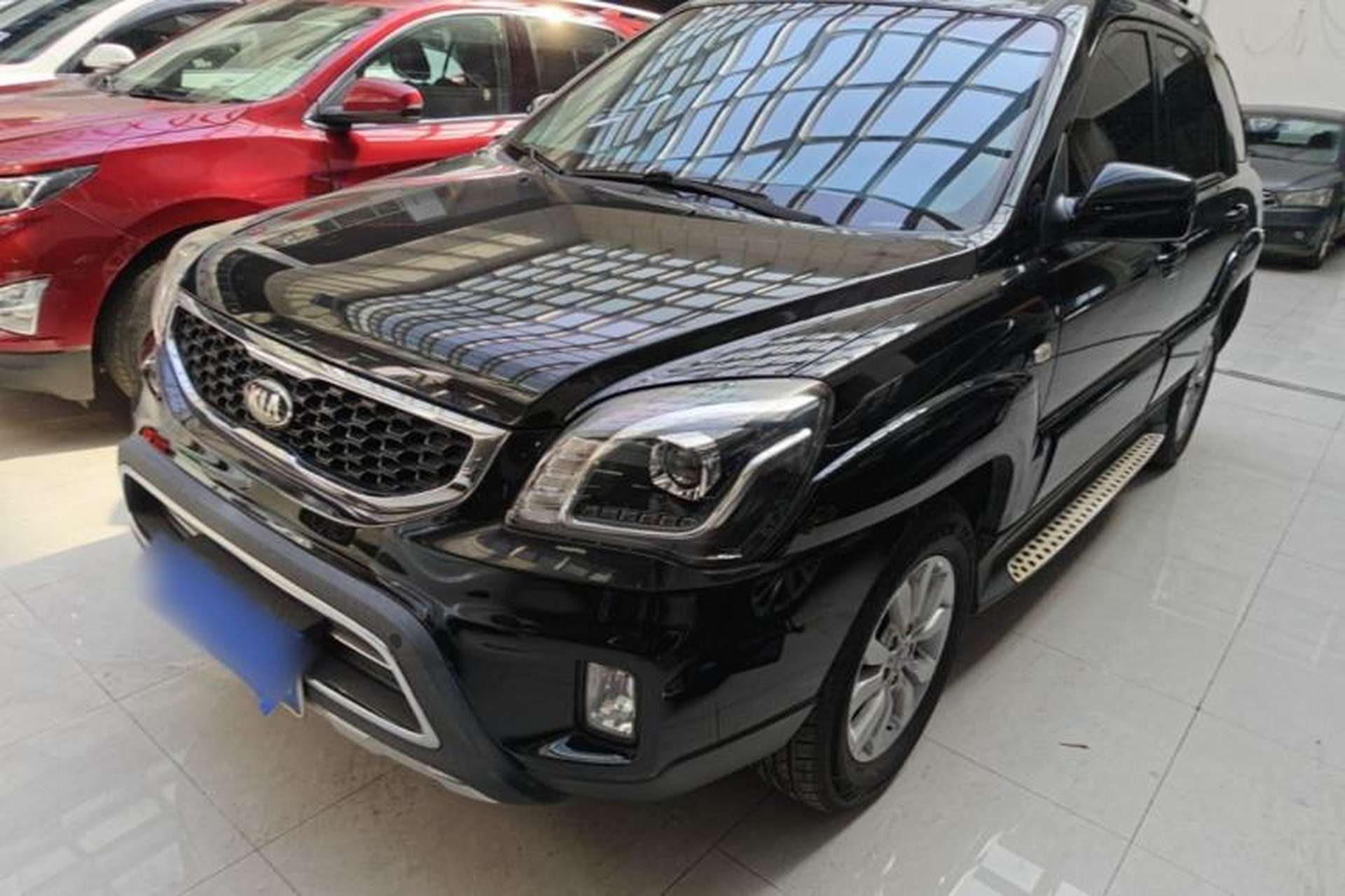 Used Kia Sportage 2013 2.0L Automatic Two-Wheel Drive GL Trim Front Left 45 Deg