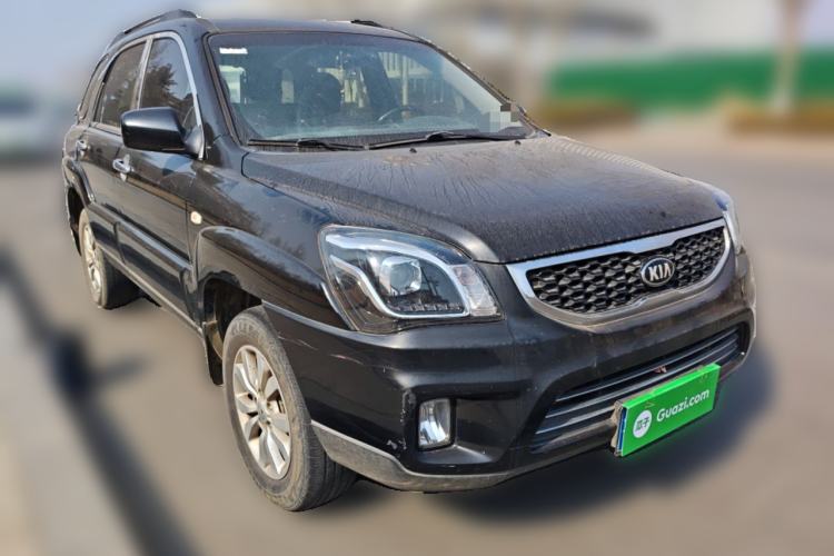 Used Kia Sportage 2013 2.0L Manual Two-Wheel Drive GL Trim Front Right 45 Deg